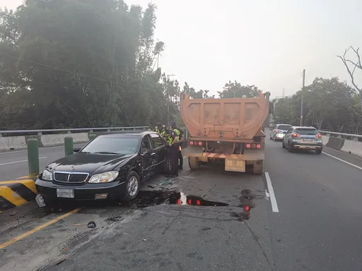 越級打怪糟砂石車擊落！幸無人傷　目擊者驚呼「命大」