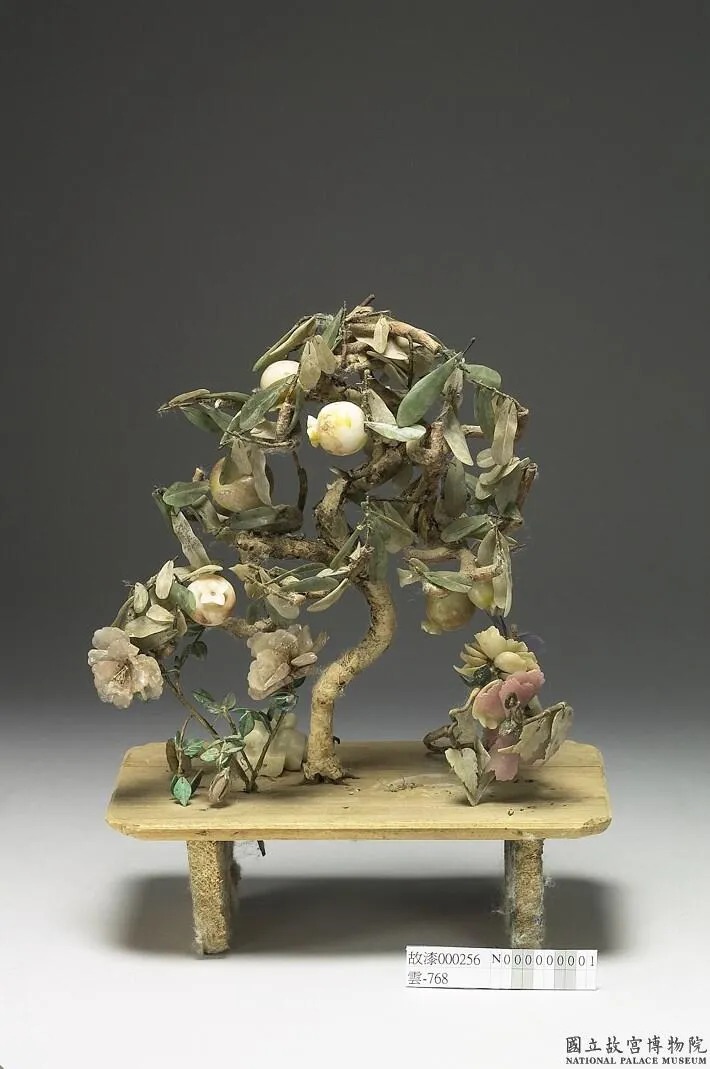 玉石盆飾栽景。故宮提供