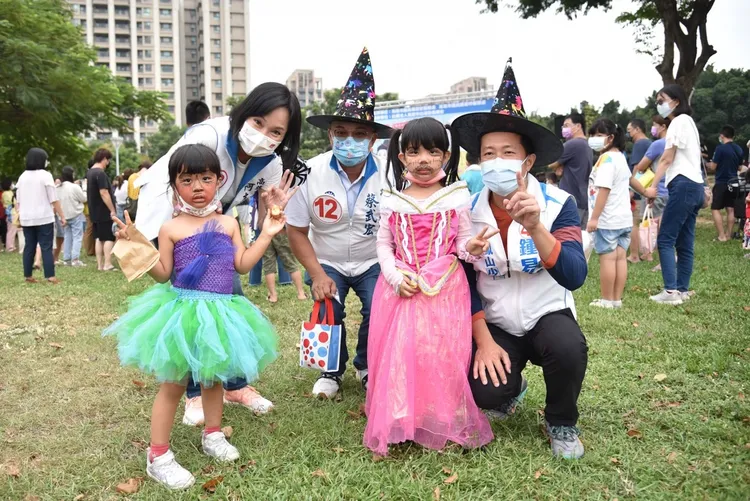 柯志恩提出弱勢家庭可兼領「生育津貼」及「到家坐月子服務」。柯辦提供