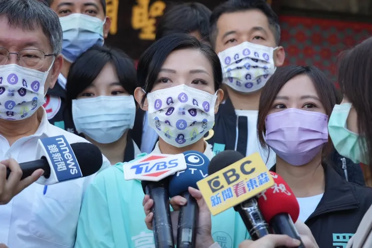 高虹安表示，柯建銘的臉書就看看就可以了。高虹安競辦提供