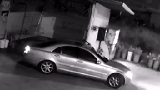 自助洗車場竊賊出沒 開賓士車半夜偷硬幣