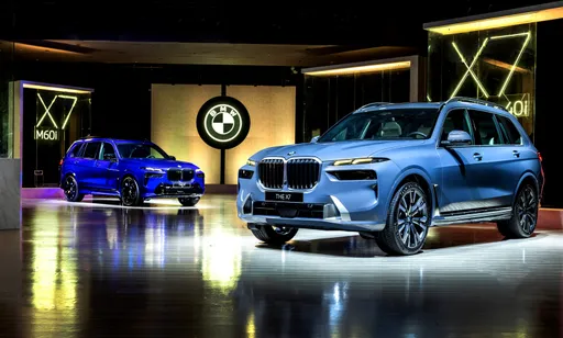BMW X7頂級7人座旗艦休旅上市　512萬起預接單已100張