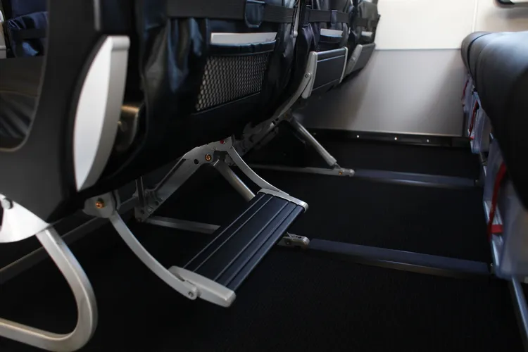 「星悅航空」包機採A320執飛，提供150個座位，座椅間距比起多數使用同機型航空業者規劃更為寬敞。星悅航空提供