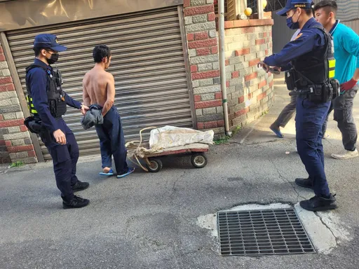 苗栗男偷钢筋失风 咬伤工地主任被逮