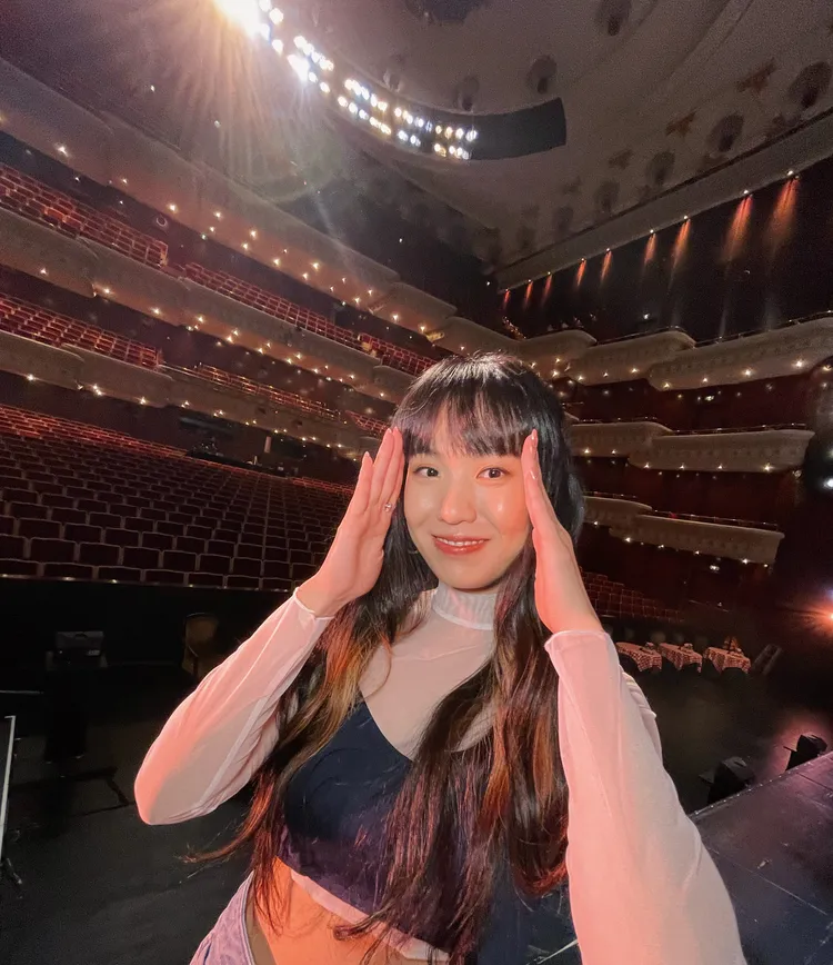 孫盛希日前跨界和劇團合作，解鎖在國家戲劇院演出的經驗。滾石提供