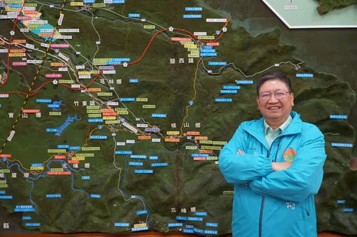 新竹縣楊文科14萬票一路領先宣布當選 無懸念!招商、減債、賺錢三冠王成功連任