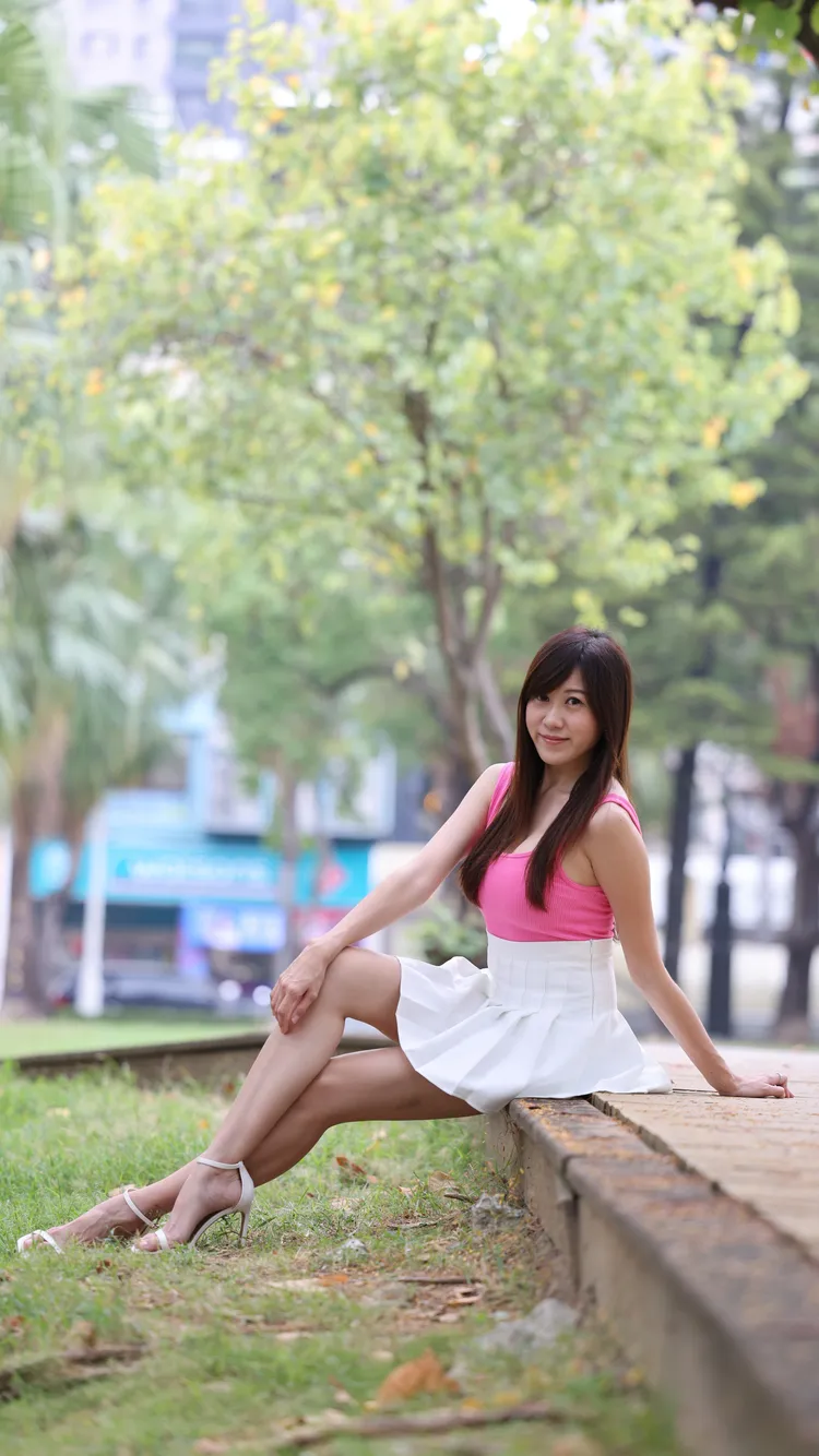 橘子拍攝過程肢體語言相當豐富。侯昌騰攝