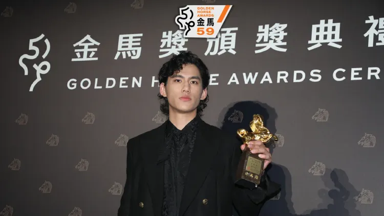第59屆金馬獎最佳男配角獎由23歲朱軒洋以《黑的教育》拿下。資料照片