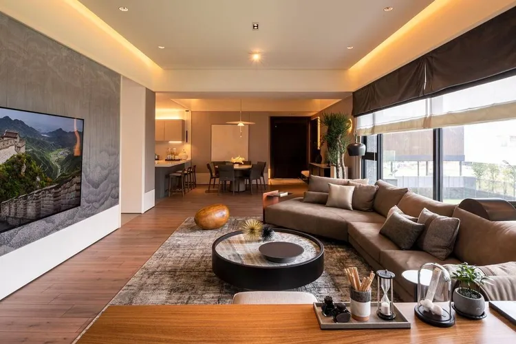 「家居璽玉」客戶多為40-50歲之間的企業主，重視運動、打球、旅遊。資料照