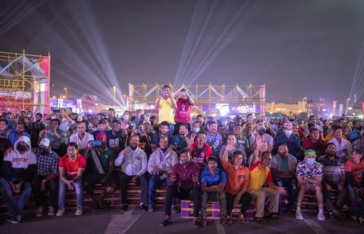 世界盃|數千移工聚集杜哈市郊球迷專區 為地主隊加油