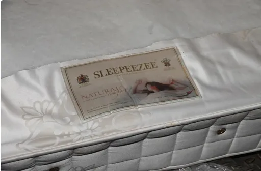 業者證實銷毀床墊非海斯騰 《壹蘋》拍到是這品牌