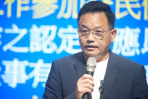 再爆高虹安男友李忠庭在立院没健保　林耕仁酸：有高薪全时段工作、助理是兼职