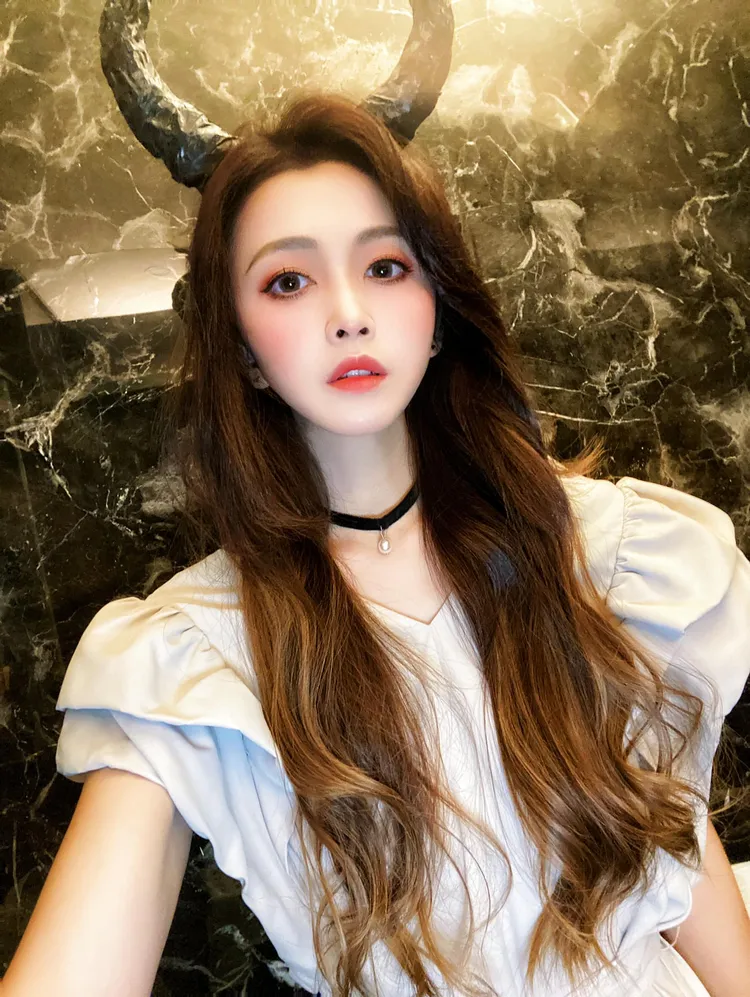 馮媛甄是大家公認的超級美女。引自馮媛甄臉書