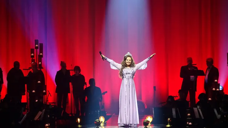 莎拉演出博得滿堂采。寬宏藝術提供