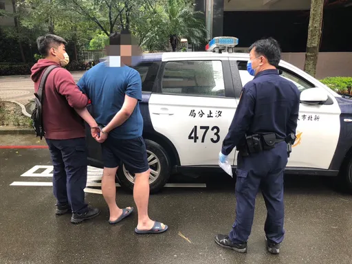 1人分飾兩角詐騙退休婦上千萬　警用「假現金」釣出騙仔