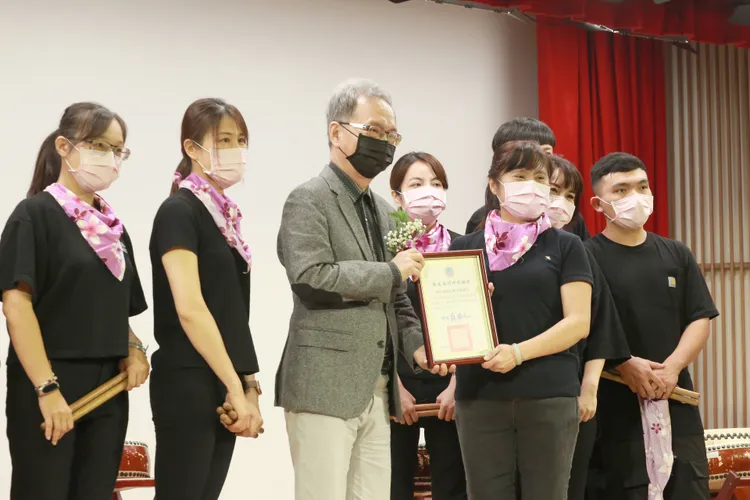 衛福部舉辦「第八屆優良暨資深典範醫事人員頒獎典禮」。朱世閎攝