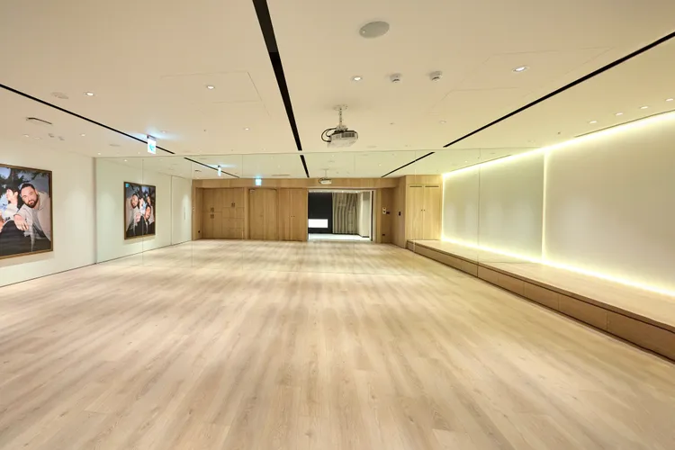lululemon忠孝復興專賣店的B2樓層開設品牌首個社區空間。品牌提供