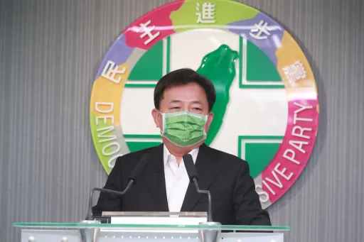 綠高層認了「有側翼」! 學者幫翻譯:主幹不知在幹嘛、次要的就大聲