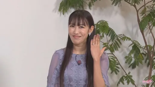「桃色幸運草Z」高城蕾妮宣布結婚!火腿隊捕手老公是粉絲