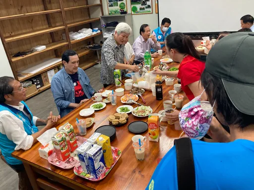 排隊紅豆餅表錯情! 馬英九屏東助選「沒說過喜歡」