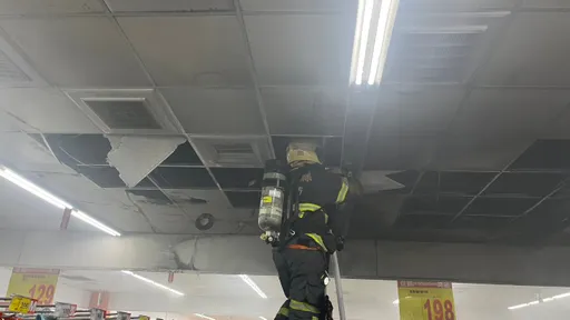 雲林斗南大潤發火警 多項商品濕透!慘況曝光