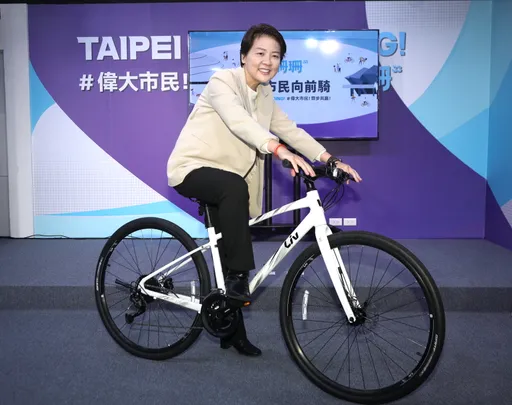 民調墊底+港湖區支持度下滑 黃珊珊:有信心!24年服務不遺餘力