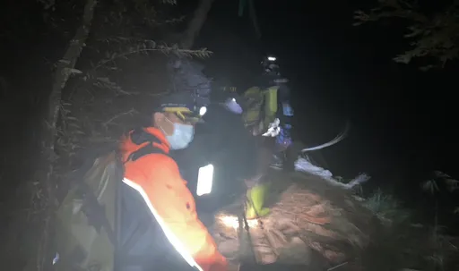 一日單攻畢祿山他掉隊 連走17小時迷路又累癱求援