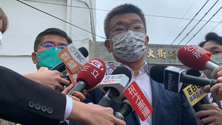 蔡其昌說「老婆跟小女兒就是我的幸運！」曾雪蒨攝