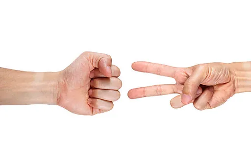 玩猜拳「摸尿尿的地方」　彰化小六男童性侵小一女童！一審判賠出爐