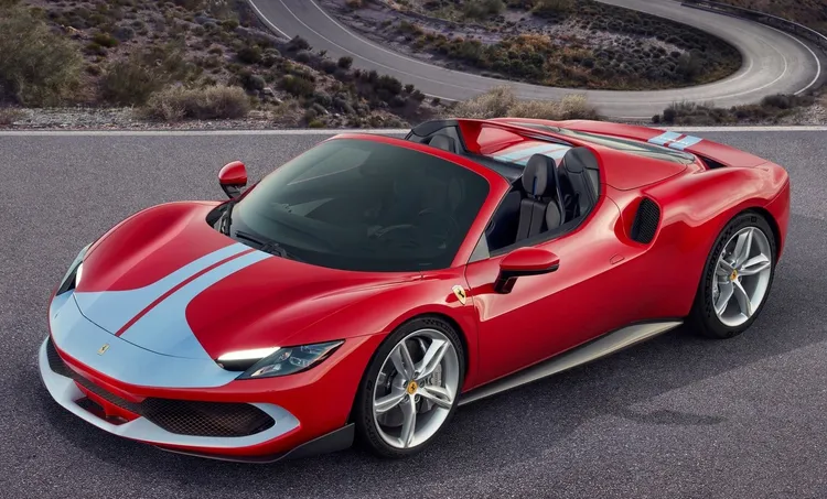 新車可選配圖中的Assetto Fiorano套件，其中包括輕量化部件和更極致的空氣動力學套件。原廠提供