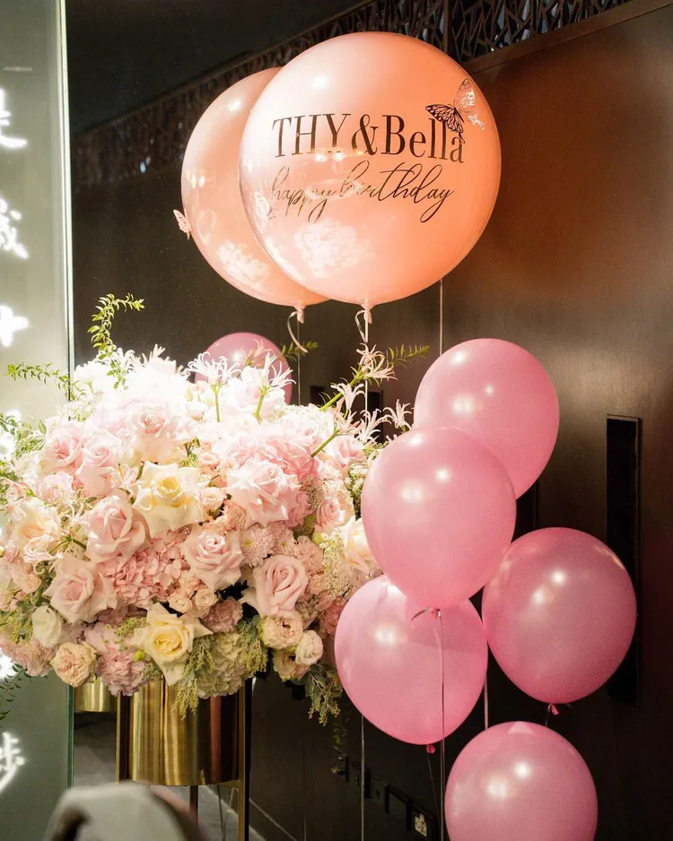 生日會粉色氣球點綴。翻攝曾馨瑩IG