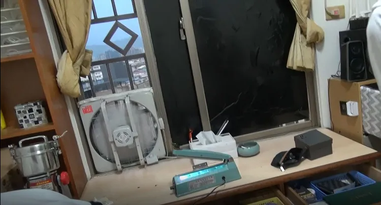 嫌犯為了自己健康裝設抽風機，卻從事戕害國人健康的製毒行為。讀者提供