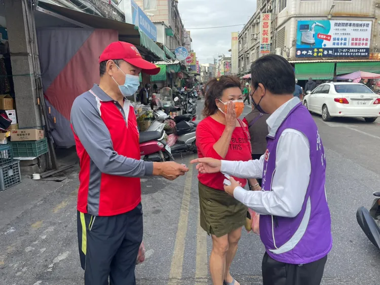 陳福海勤跑基層。陳福海辦公室提供