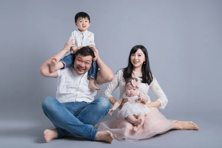 陳乃瑜育有2子，與同樣是媒體人、綽號「新店四叉貓」的魏姓老公感情融洽。競辦提供