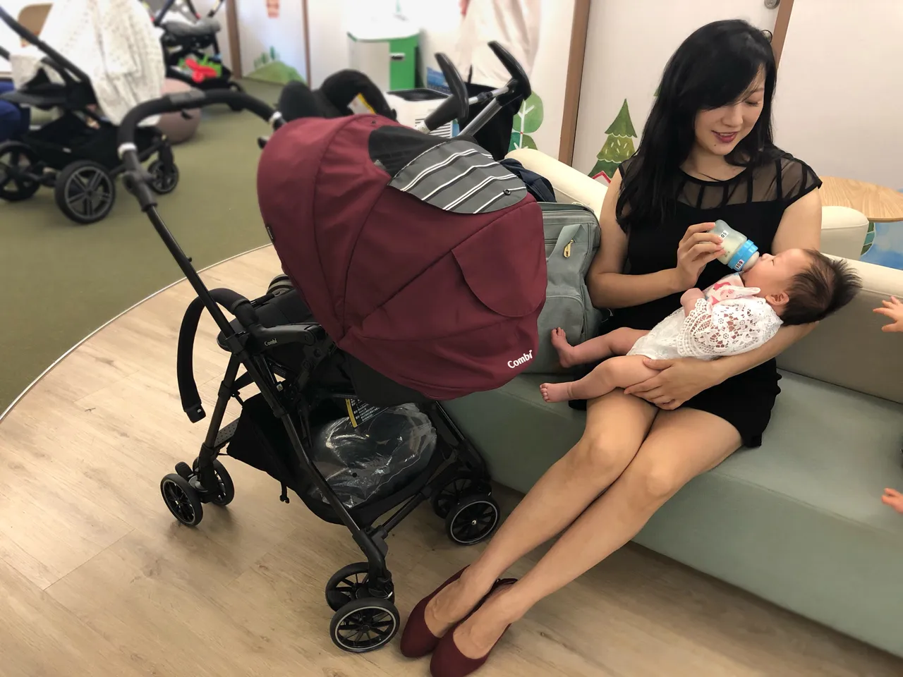 掃市場的時候曾被男姓攤商嘲諷不要投給她,不然以後只會在家顧小孩,陳乃瑜不服氣的回答,「我會顧大家的小孩!」。競辦提供