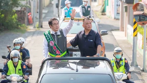 母雞來了!黃偉哲首發車隊掃街 下營出發「會贏」拚連任與議會過半