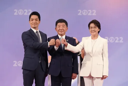 一表看「北市長三腳督」誰最有贏面! 5家封關民調懶人包