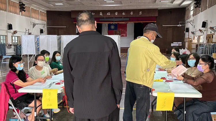 雲林投票日天候狀況舒適投票率達66％。魏嘉良攝