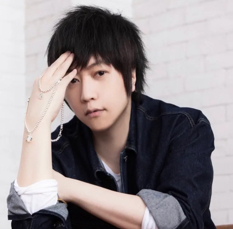 五月天阿信擔任法蘭新專輯製作人。翻攝阿信IG