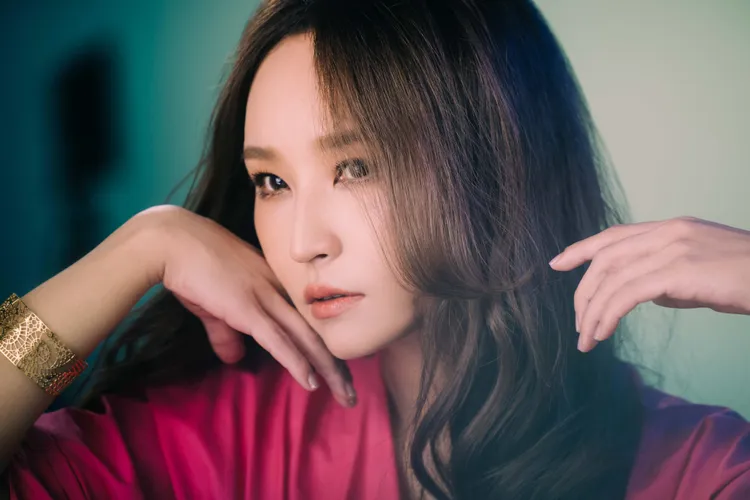 法蘭新專輯由五月天阿信擔任製作人。相映提供