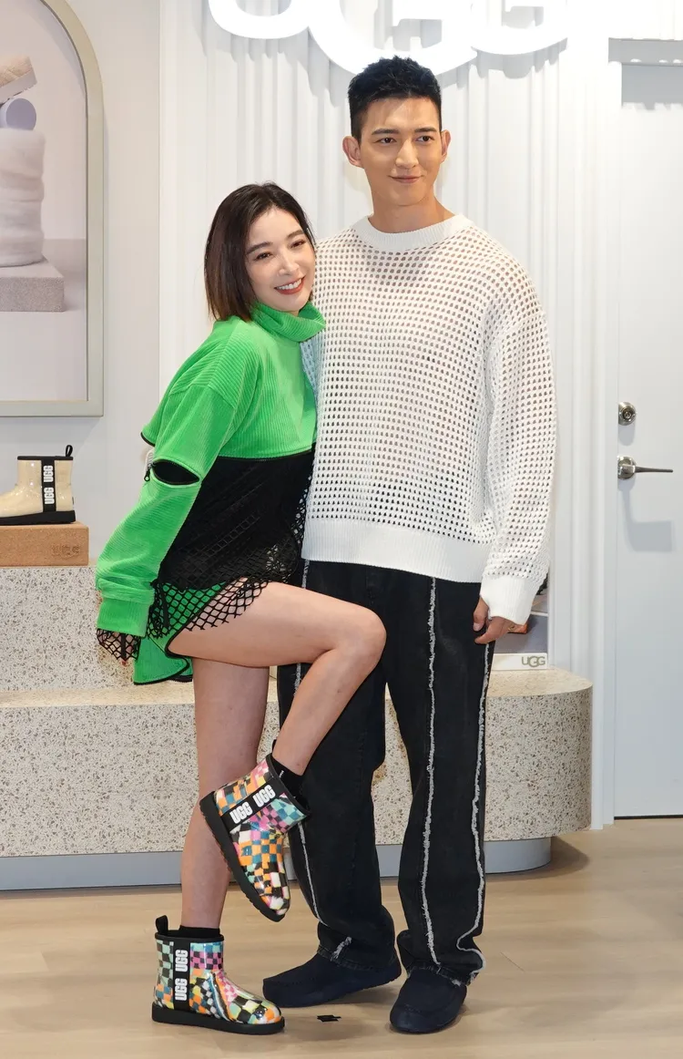 許維恩（左） 毫不介意被說跟王家梁是二婚。陳德興攝