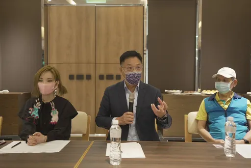 與陽明交大學者談產業發展!林耕仁提政策降低貧富差距 打造舒適減壓生活