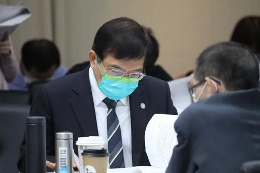 基隆綠地變藍天!等謝國樑兌現「送Gogoro」 王國材打臉:不補助私人運具