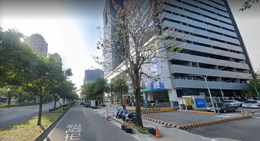 台中七期市政路半年驚現3位「小飛俠」 風水師這樣說!