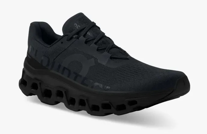 Cloudmonster黑色男鞋，5580元。翻攝On官網