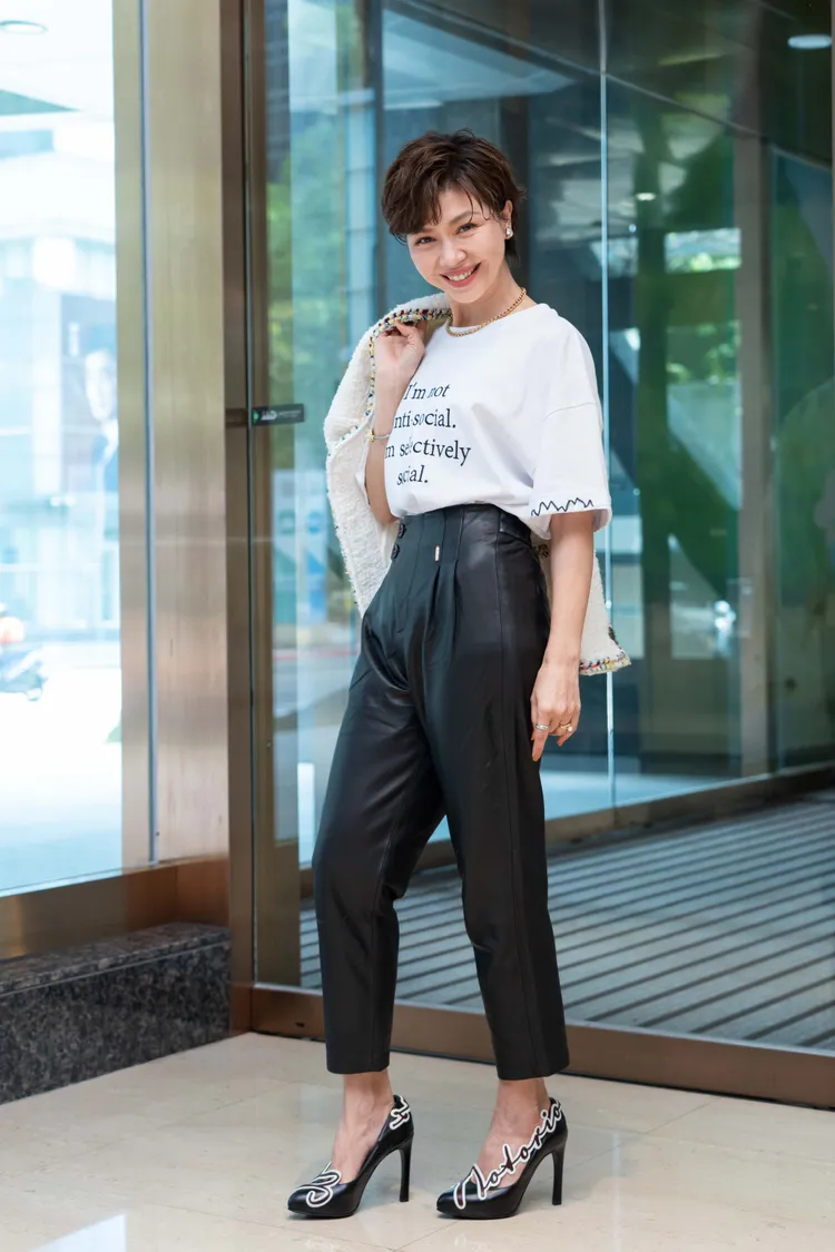 于子育一度想辭演謝師母一角。八大提供