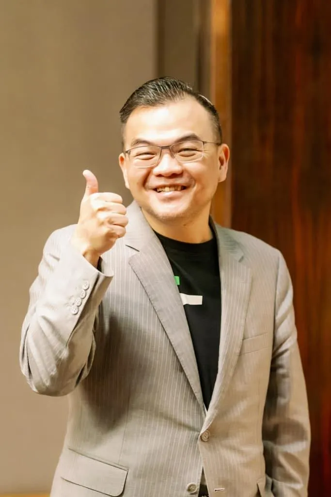 宜蘭市代會主席林智勇因車禍詐保案遭檢方查獲依詐欺取財未遂及貪污等罪起訴，全案正由宜蘭地方法院審理中。翻攝林智勇臉書