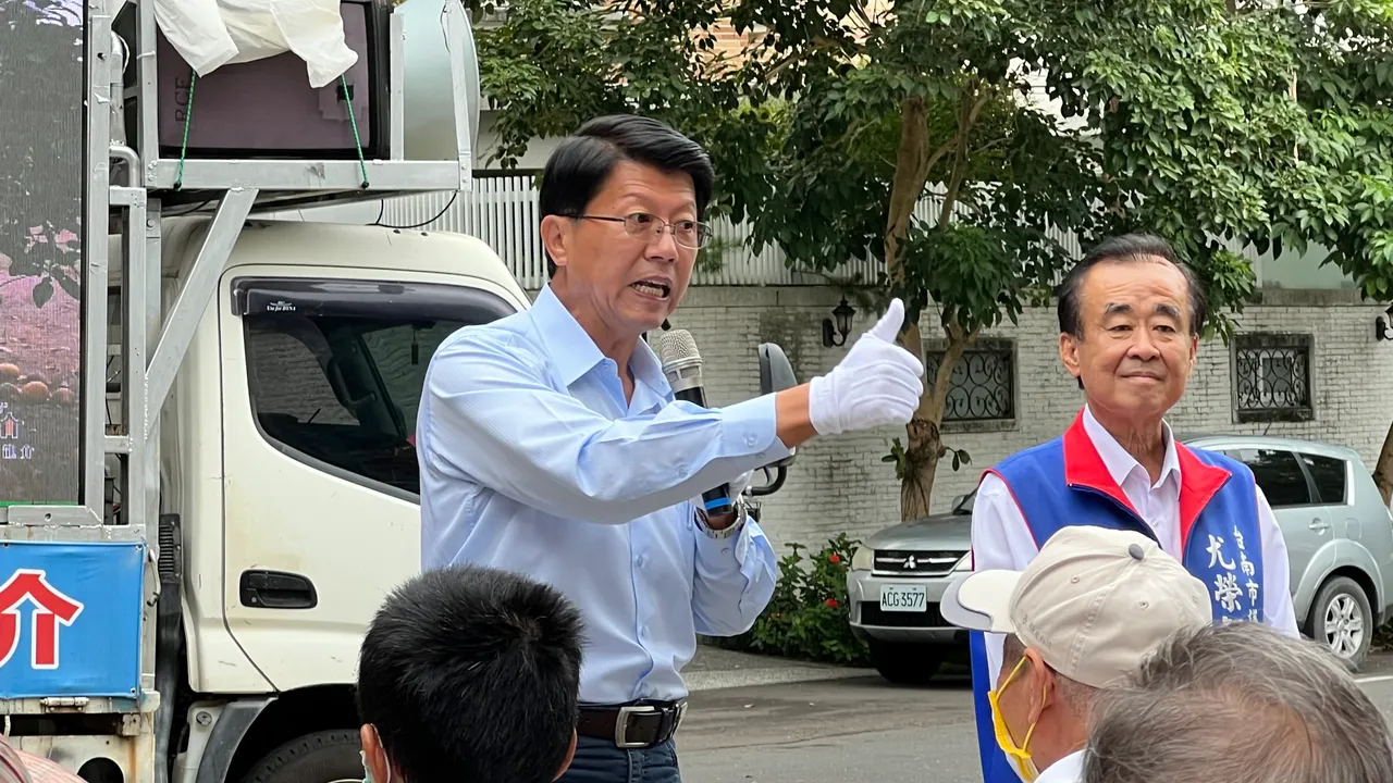 謝龍介喊話,團結逆轉勝。資料畫面