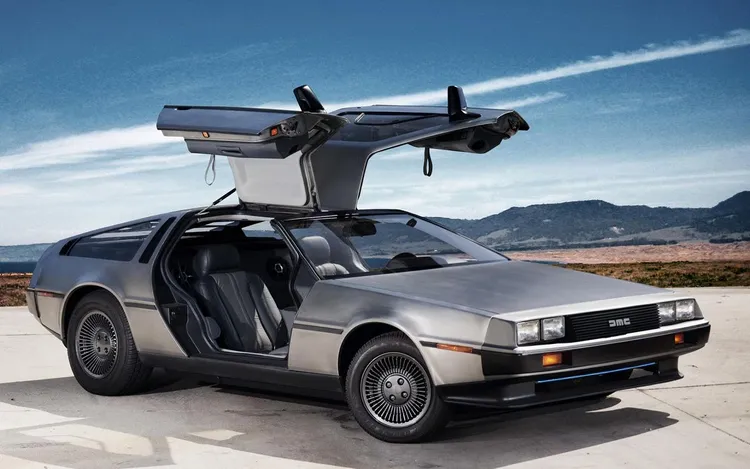 Pony Coupe概念車同時也是設計師Giorgetto Giugiaro，打造DeLorean DMC 12(圖)的主要靈感來源。原廠照片