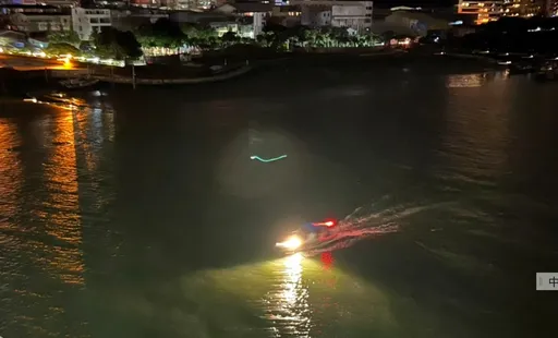 關渡橋上1女子不明原因落水 警消全力搜救中